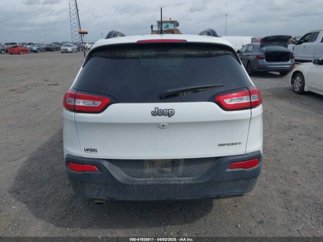 1C4PJLAB1HW640613 Jeep Cherokee Sport Fwd