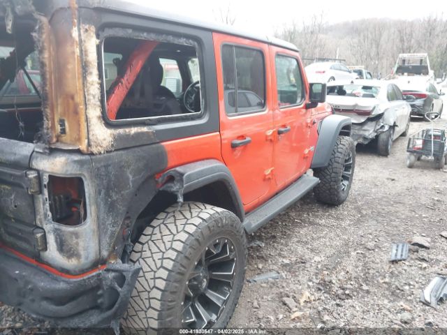 1C4HJXDN4JW198045 Jeep Wrangler Unlimited Sport S 4x4