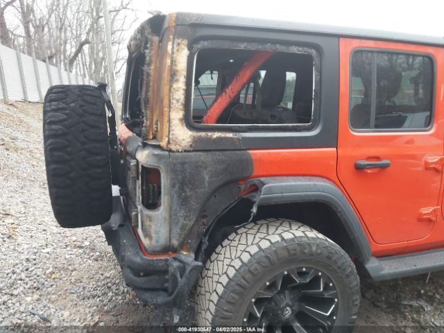 1C4HJXDN4JW198045 Jeep Wrangler Unlimited Sport S 4x4