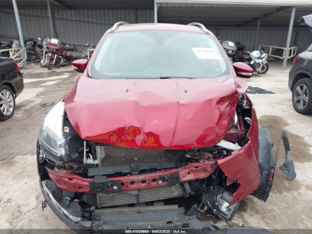 1FMCU0J98FUC07196 Ford Escape Titanium