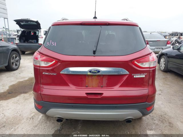 1FMCU0J98FUC07196 Ford Escape Titanium