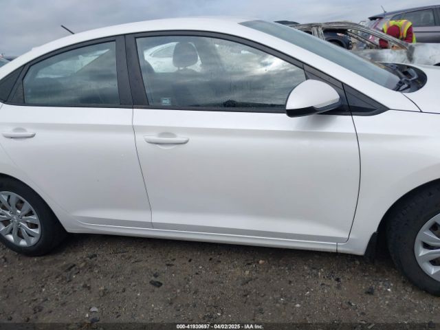 3KPC24A3XKE055511 Hyundai ACCENT SE