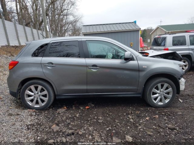 4A4AR4AU8EE025265 Mitsubishi Outlander Sport Se