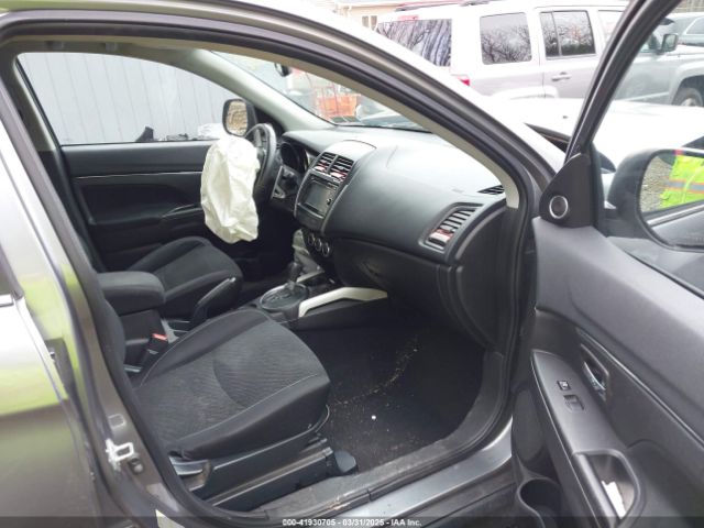 4A4AR4AU8EE025265 Mitsubishi Outlander Sport Se