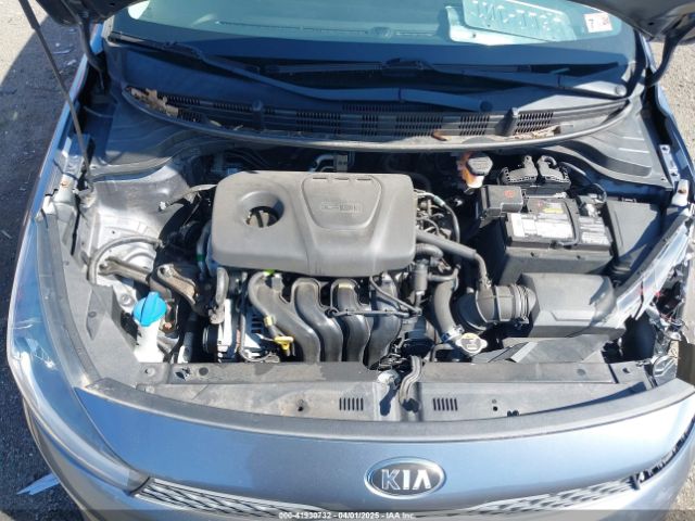 3KPA25AB5KE188889 KIA Rio 5-door S