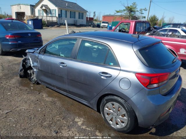 3KPA25AB5KE188889 KIA Rio 5-door S