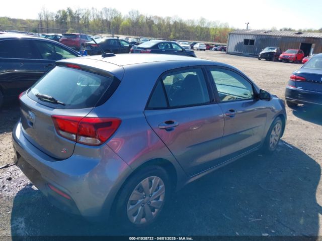 3KPA25AB5KE188889 KIA Rio 5-door S