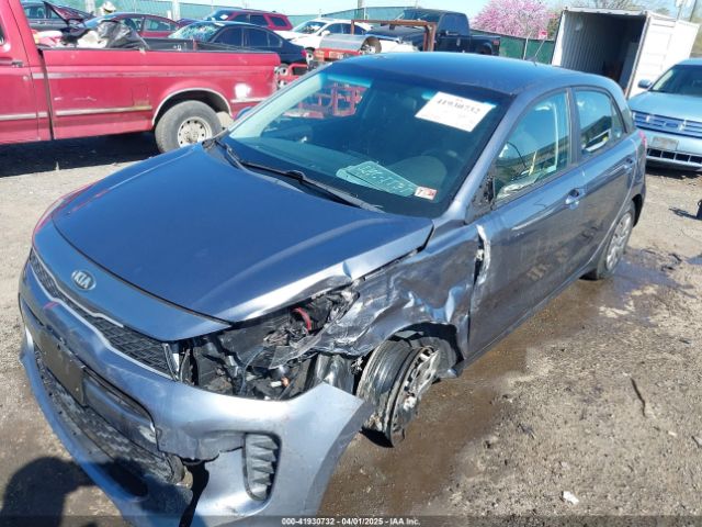 3KPA25AB5KE188889 KIA Rio 5-door S