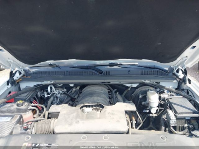 1GKS1GKC2KR117197 GMC Yukon Xl Slt