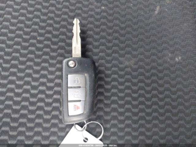 JN1BJ1CPXJW183803 Nissan Rogue Sport S