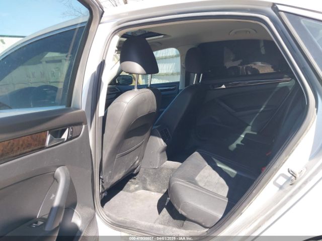 1VWCS7A30EC033494 Volkswagen Passat 1.8t Sel Premium
