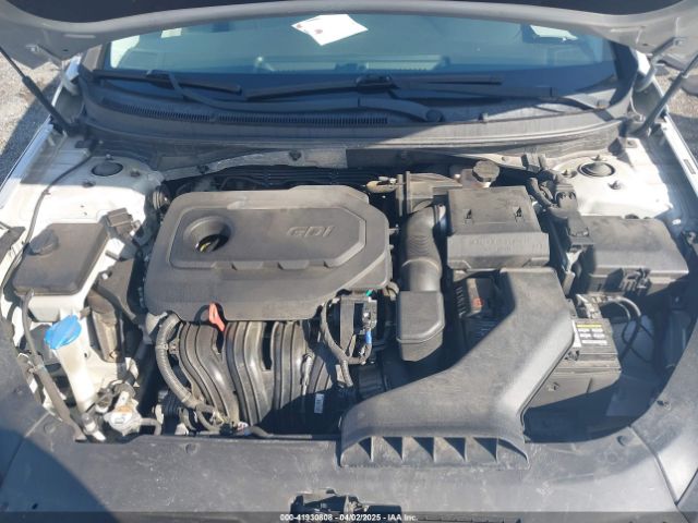 5NPE24AF2JH693975 Hyundai SONATA SE
