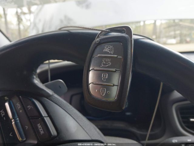 KMHC75LD8KU131947 Hyundai Ioniq Plug-in Hybrid Limited