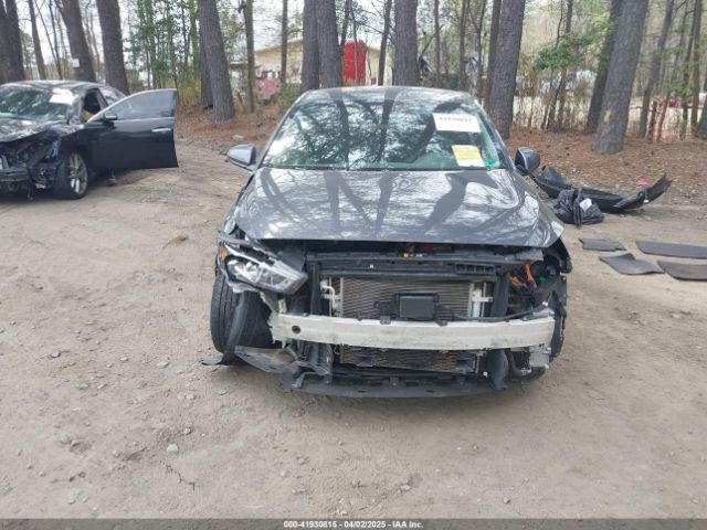 KMHC75LD8KU131947 Hyundai Ioniq Plug-in Hybrid Limited