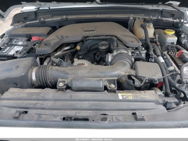 1C4HJXDG4JW298647 Jeep Wrangler Unlimited Sport S 4x4