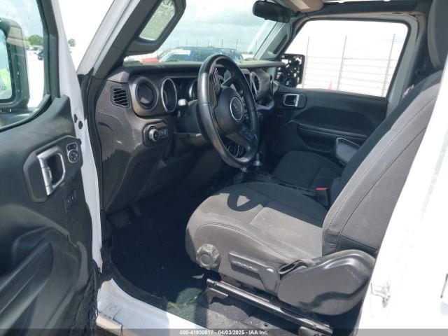 1C4HJXDG4JW298647 Jeep Wrangler Unlimited Sport S 4x4