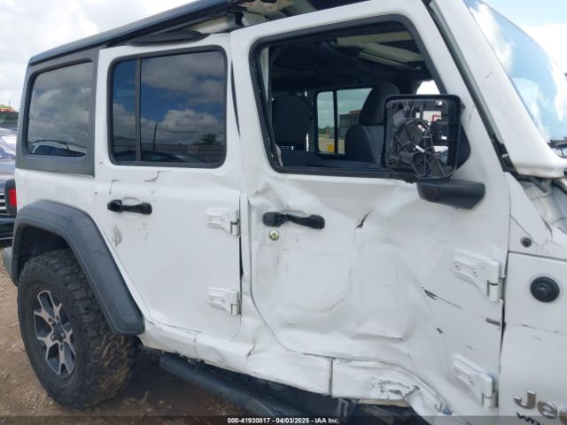 1C4HJXDG4JW298647 Jeep Wrangler Unlimited Sport S 4x4