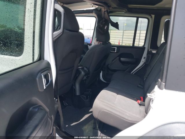 1C4HJXDG4JW298647 Jeep Wrangler Unlimited Sport S 4x4