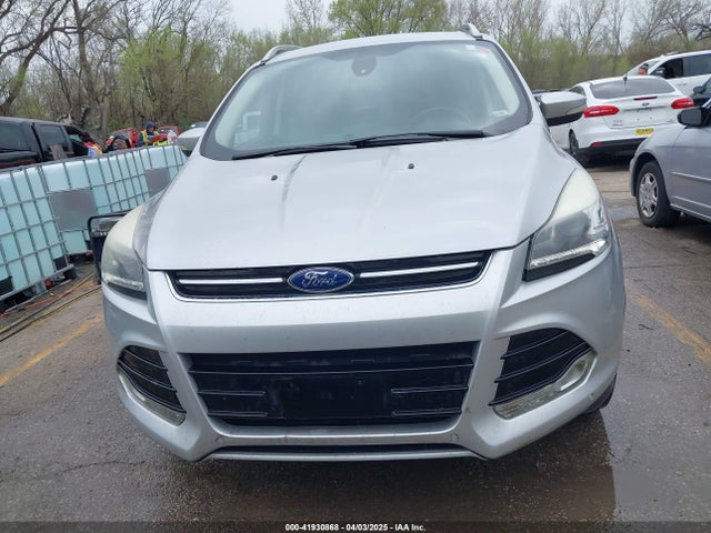 1FMCU9JX2FUA24279 Ford Escape Titanium