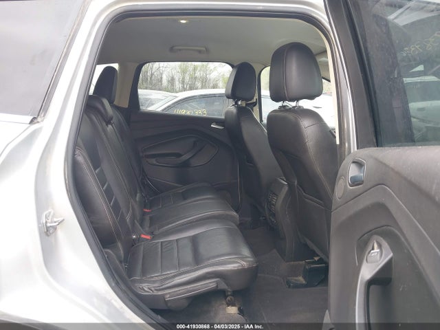 1FMCU9JX2FUA24279 Ford Escape Titanium