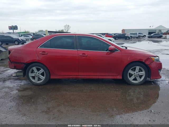 4T1BF1FK3EU736321 Toyota CAMRY SE