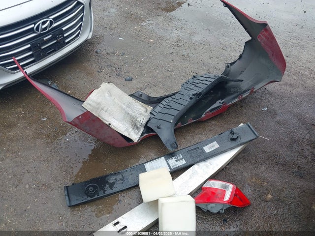 4T1BF1FK3EU736321 Toyota CAMRY SE
