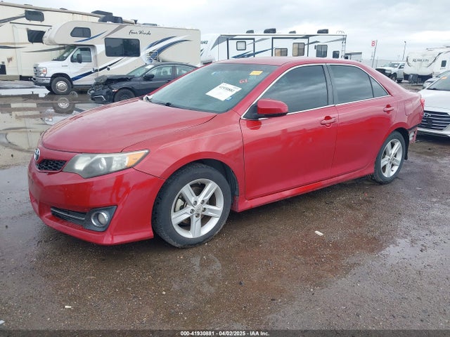 4T1BF1FK3EU736321 Toyota CAMRY SE