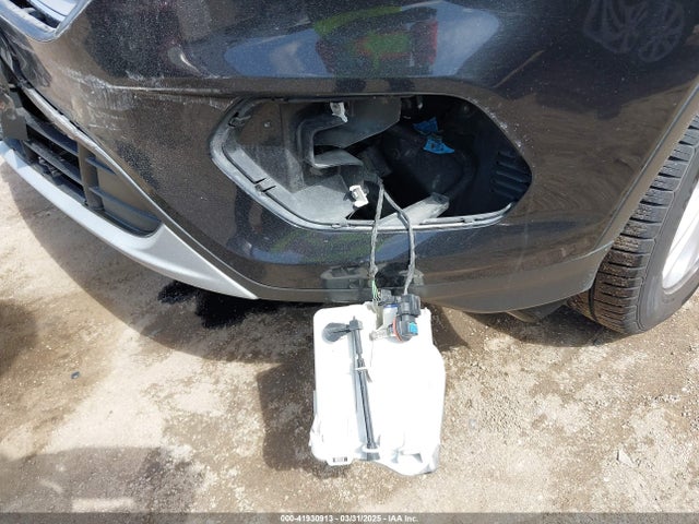 1FMCU9GDXKUB78598 Ford ESCAPE SE