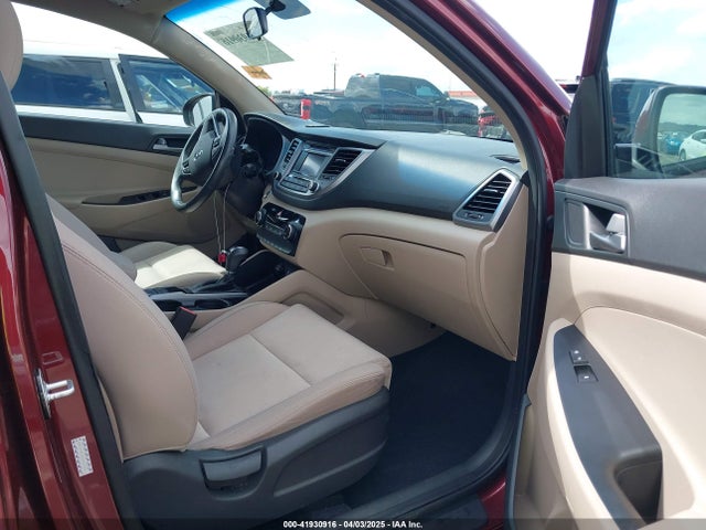 KM8J33A24GU095996 Hyundai Tucson Sport