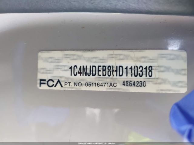 1C4NJDEB8HD110318 Jeep Compass High Altitude 4x4