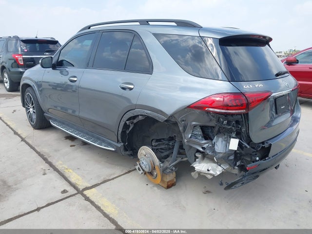 4JGFB4JB3PA922922 Mercedes-Benz m264
