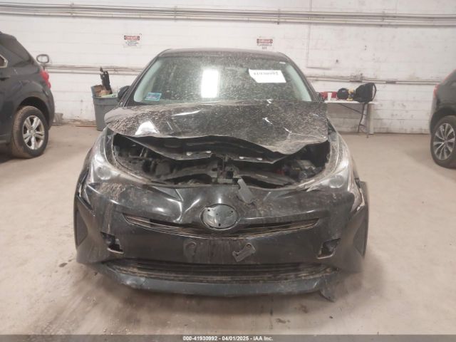 JTDKARFU0G3025607 Toyota Prius Three