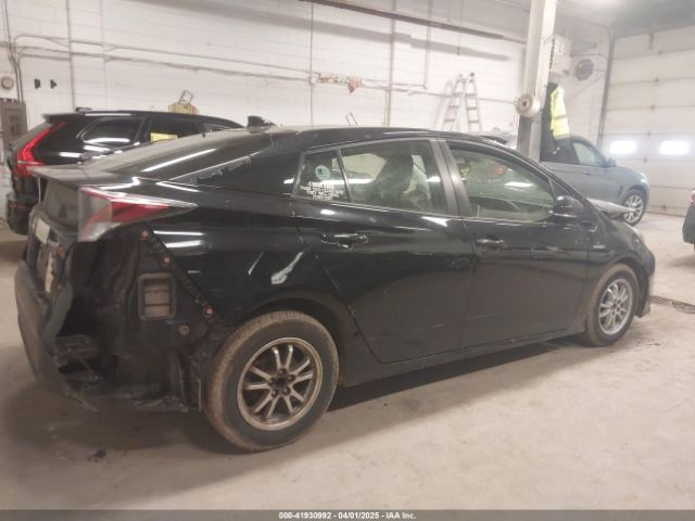 JTDKARFU0G3025607 Toyota Prius Three