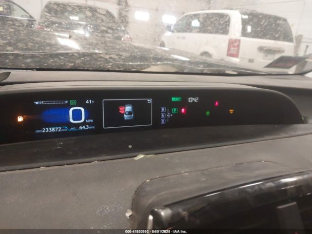JTDKARFU0G3025607 Toyota Prius Three