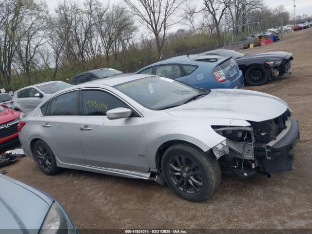 1N4AL3AP1HC249318 Nissan Altima 2.5 S