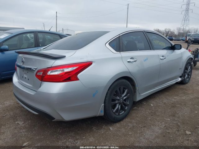 1N4AL3AP1HC249318 Nissan Altima 2.5 S