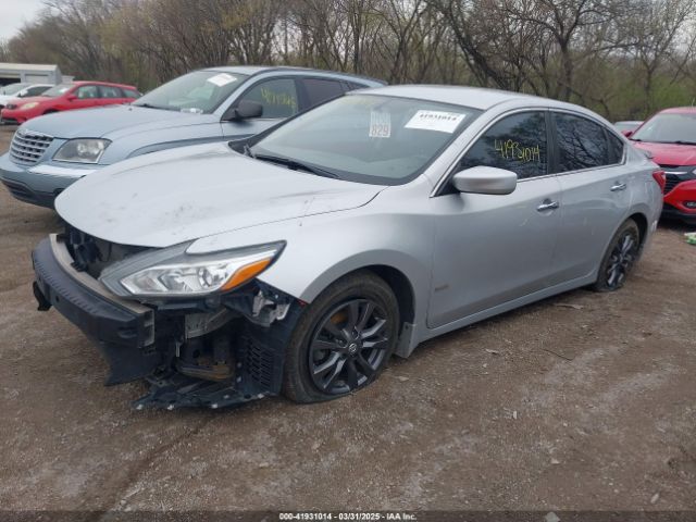 1N4AL3AP1HC249318 Nissan Altima 2.5 S