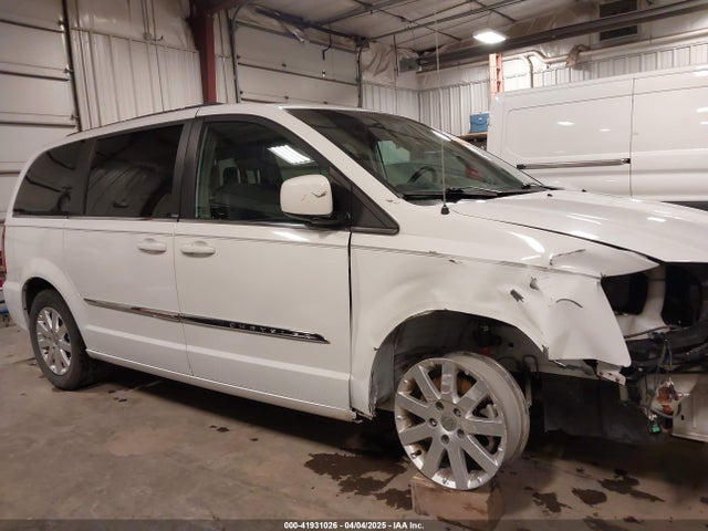 2C4RC1BG1ER209212 Chrysler Town & Country Touring