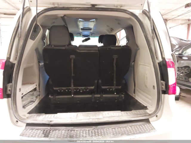 2C4RC1BG1ER209212 Chrysler Town & Country Touring