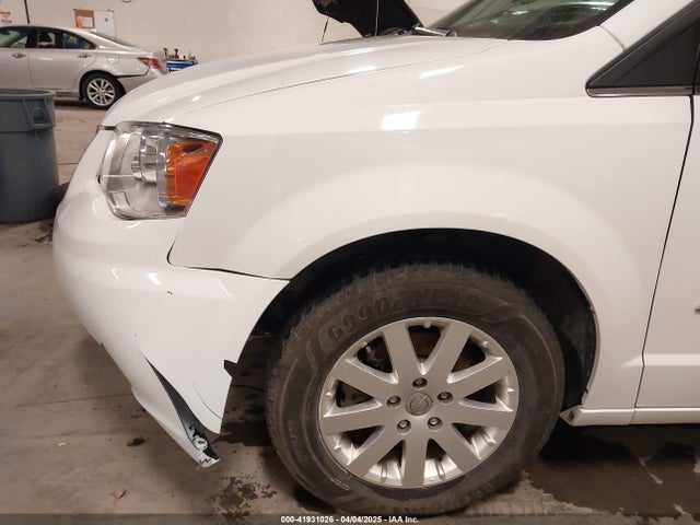 2C4RC1BG1ER209212 Chrysler Town & Country Touring
