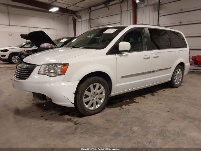 2C4RC1BG1ER209212 Chrysler Town & Country Touring