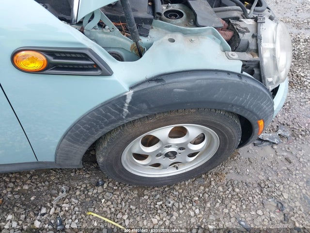 2012 MINI COOPER WMWSU3C59CT256398 Photo 5