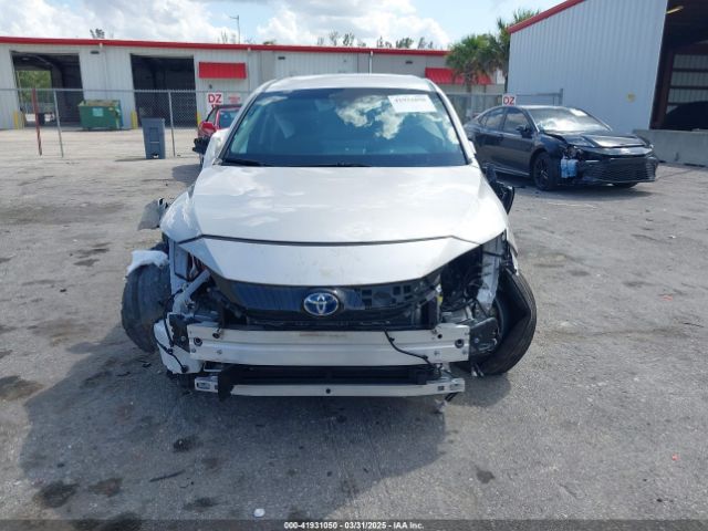 JTEAAAAH5PJ140489 Toyota VENZA LE