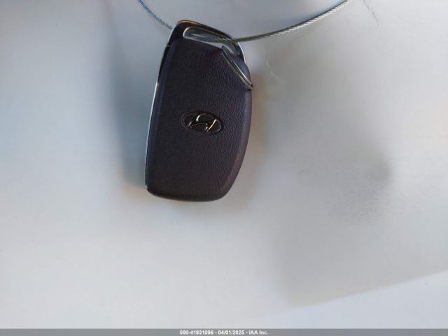 KM8J3CA47JU689409 Hyundai Tucson Sel Plus