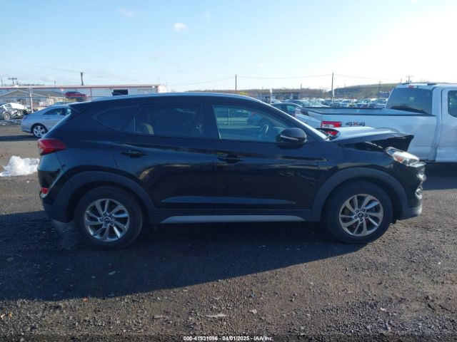 KM8J3CA47JU689409 Hyundai Tucson Sel Plus