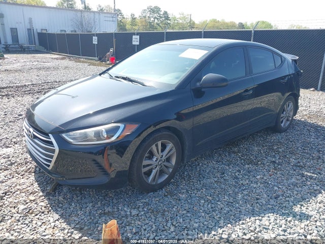 KMHD84LF8HU206040 Hyundai ELANTRA SE
