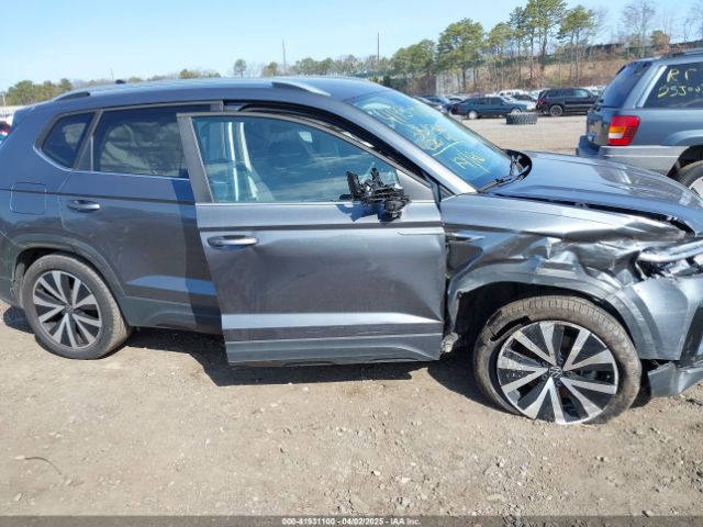 3VVYX7B20NM060078 Volkswagen Taos 1.5t Se