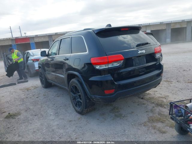 1C4RJEAG8HC685372 Jeep Grand Cherokee Laredo 4x2
