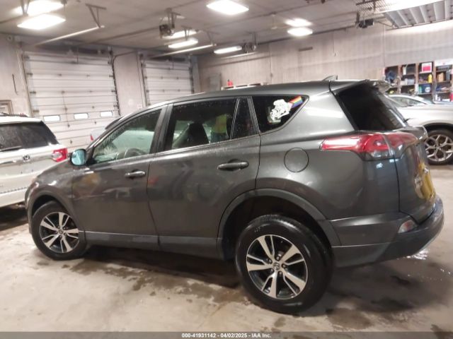 2T3RFREVXJW788412 Toyota Rav4 Xle