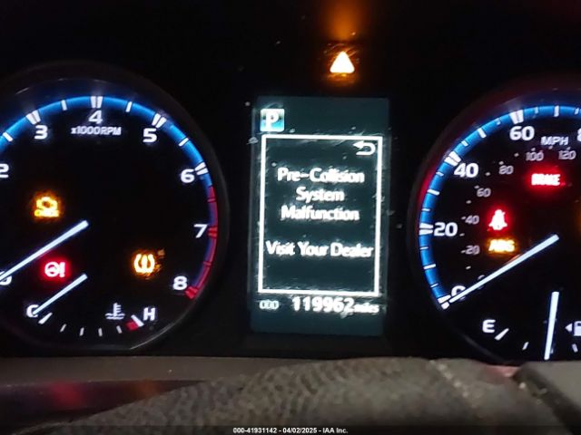 2T3RFREVXJW788412 Toyota Rav4 Xle